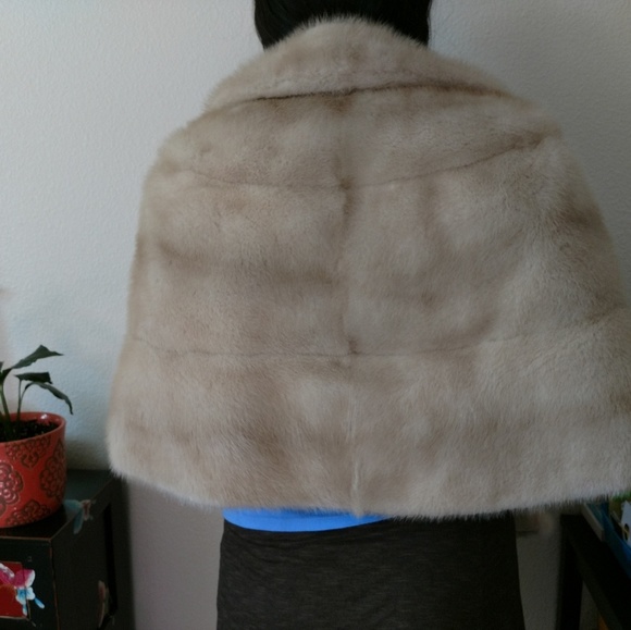 Fur wrap Stoll with pockets - Picture 4 of 6
